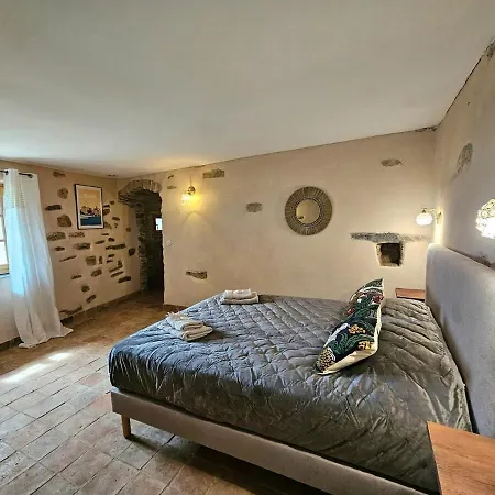 Magnifique Avec Piscine- Hauteurs De Bastia (Corsica)