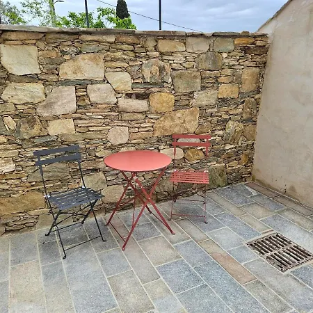 Villa Magnifique Avec Piscine- Hauteurs De *