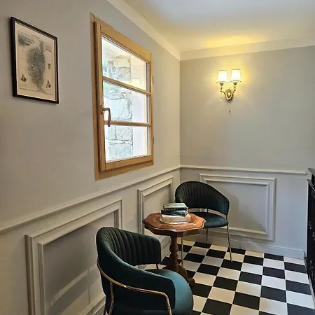 Magnifique Avec Piscine- Hauteurs De Villa *