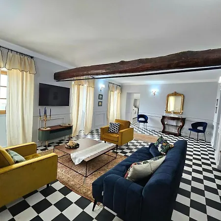 Magnifique Avec Piscine- Hauteurs De Villa *