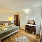 Villa Magnifique Avec Piscine- Hauteurs De Bastia (Corsica)