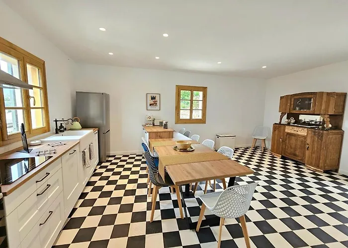 别墅 Magnifique Avec Piscine- Hauteurs De *