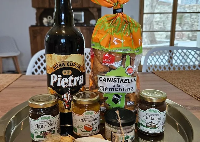 Magnifique Avec Piscine- Hauteurs De 别墅