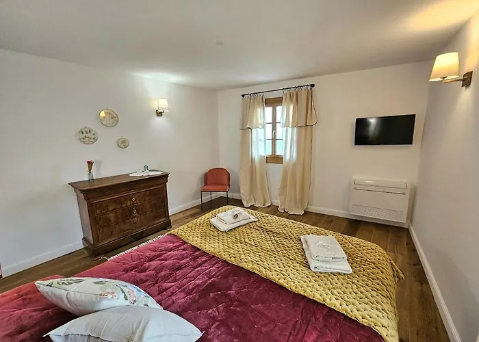 Magnifique Avec Piscine- Hauteurs De 别墅