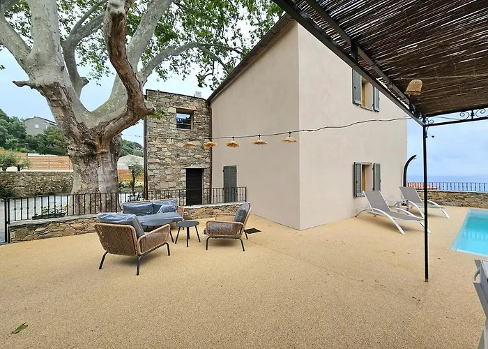 Magnifique Avec Piscine- Hauteurs De 别墅 *