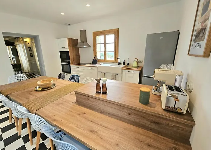 Magnifique Avec Piscine- Hauteurs De 巴斯蒂亚